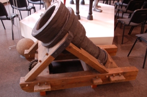 a medieval cast metal cannon